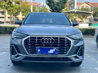 奥迪Q3 35TFSI 1.4T 自动 时尚动感型 