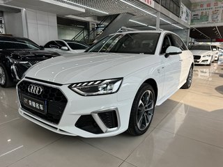 奥迪A4L 40TFSI 2.0T 自动 时尚动感型 