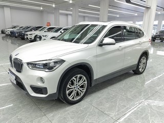 宝马X1 sDrive20Li 2.0T 自动 领先型 