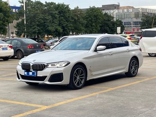 宝马5系 525Li 2.0T 自动 改款M运动套装 