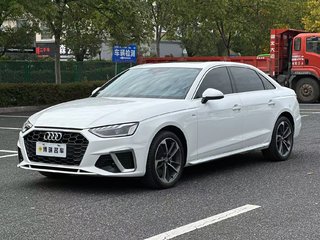 奥迪A4L 40TFSI 2.0T 自动 豪华致雅型 