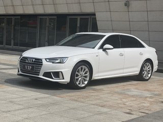 奥迪A4L 40TFSI 2.0T 自动 时尚型 