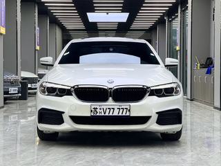 宝马5系 525Li 2.0T 自动 M运动套装 