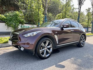 英菲尼迪QX70 3.7L 自动 标准版 