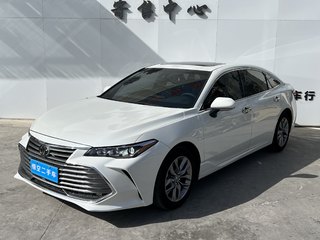 丰田亚洲龙 2.0L 自动 豪华版 