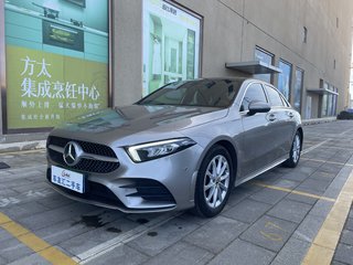 奔驰A级 1.3T 