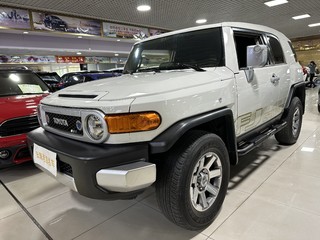 丰田FJ酷路泽 4.0L 自动 GX-R中东版平行进口 