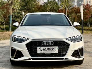 奥迪A4L 40TFSI 2.0T 自动 豪华动感型 