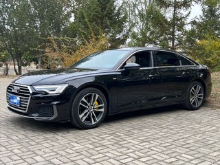 奥迪A6L 40TFSI 2.0T 自动 豪华动感型 