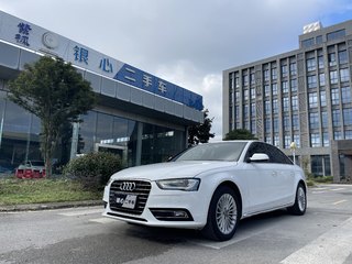 奥迪A4L 35TFSI 