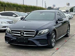 奔驰E级 E300L 2.0T 自动 运动时尚型 