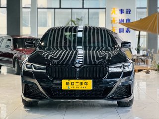 宝马5系 530Li 2.0T 自动 尊享型M运动套装 