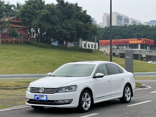 大众帕萨特 2.0T 自动 御尊导航版 