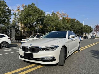 宝马5系 530Li 2.0T 自动 尊享型豪华套装改款 