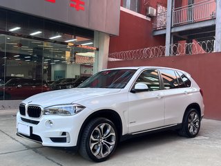 宝马X5 35i 3.0T 自动 基本型中东版平行进口 