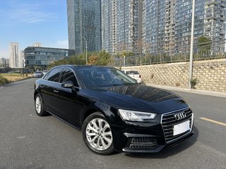 奥迪A4L 40TFSI 2.0T 自动 进取型 