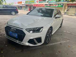 奥迪A4L 40TFSI 