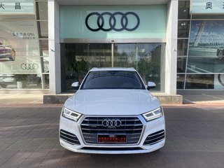 奥迪Q5L 45TFSI 2.0T 自动 尊享时尚型 