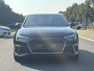 奥迪A4L 40TFSI 2.0T 自动 豪华动感型 