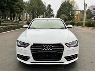 奥迪A4L 35TFSI 2.0T 自动 标准型典藏版 