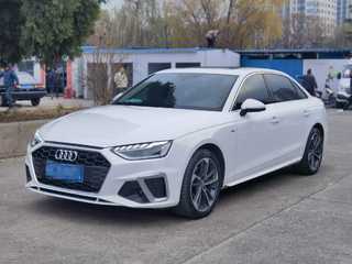 奥迪A4L 40TFSI 2.0T 自动 时尚动感型 