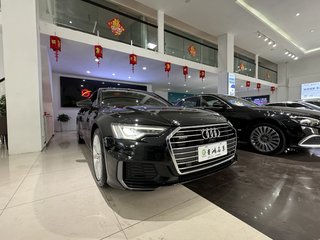 奥迪A6L 45TFSI 2.0T 自动 臻选动感型 