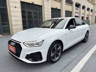 奥迪A4L 40TFSI 2.0T 自动 豪华动感型 