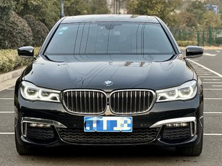 宝马7系 730Li 2.0T 自动 尊享型M运动套装 