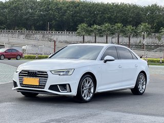 奥迪A4L 40TFSI 2.0T 自动 时尚型 