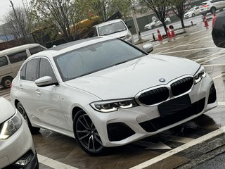 宝马3系 320Li 2.0T 自动 M运动套装 