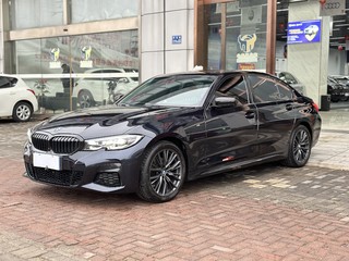 宝马3系 325Li 2.0T 自动 改款M运动曜夜版 