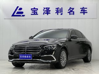 奔驰E级 300L 改款二尊贵型 