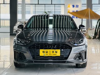 奥迪A4L 40TFSI 2.0T 自动 时尚动感型 