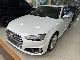 奥迪A4L 40TFSI 2.0T 自动 时尚型 