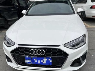 奥迪A4L 40TFSI 2.0T 自动 时尚动感型 