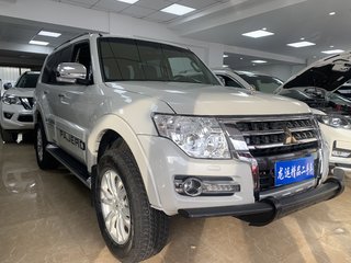 帕杰罗 3.8L GLS中东版平行进口 