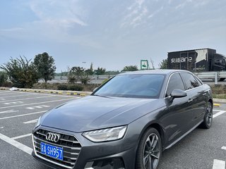 奥迪A4L 40TFSI 2.0T 自动 豪华致雅型 