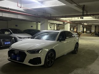 奥迪A4L 40TFSI 2.0T 自动 豪华动感型 