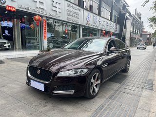 捷豹XFL P200 2.0T 自动 精英版 