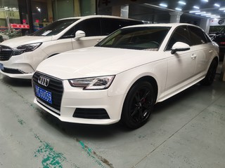 奥迪A4L 40TFSI 2.0T 自动 进取型 