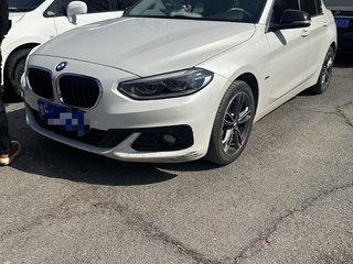 宝马1系 1.5T 