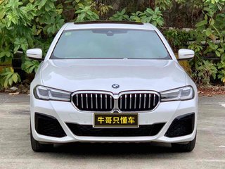 宝马5系 530Li 2.0T 自动 领先型M运动套装 