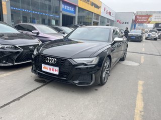 奥迪A6L 40TFSI 2.0T 自动 豪华动感型 