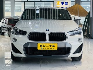 宝马X2 20i 1.5T 自动 M越野套装 