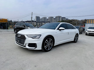 奥迪A6L 45TFSI 