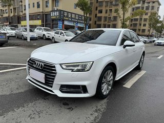 奥迪A4L 40TFSI 2.0T 自动 进取型 