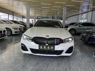 宝马3系 325Li 2.0T 自动 M运动曜夜套装 