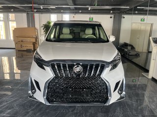 别克GL8 ES陆尊 2.0T 自动 653T舒适型 