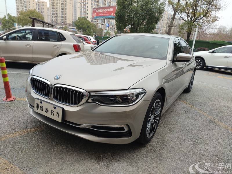 宝马5系 530Li 2019款 2.0T 自动 汽油 尊享型豪华套装 (国Ⅴ) 