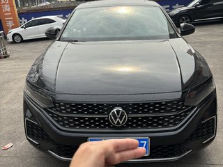 帕萨特 2.0T 330TSI星空精英版 